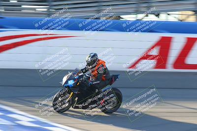 media/Jan-21-2022-Fastrack Riders (Fri) [[90b5309cc6]]/Level 1/Session 1 Front Straight/